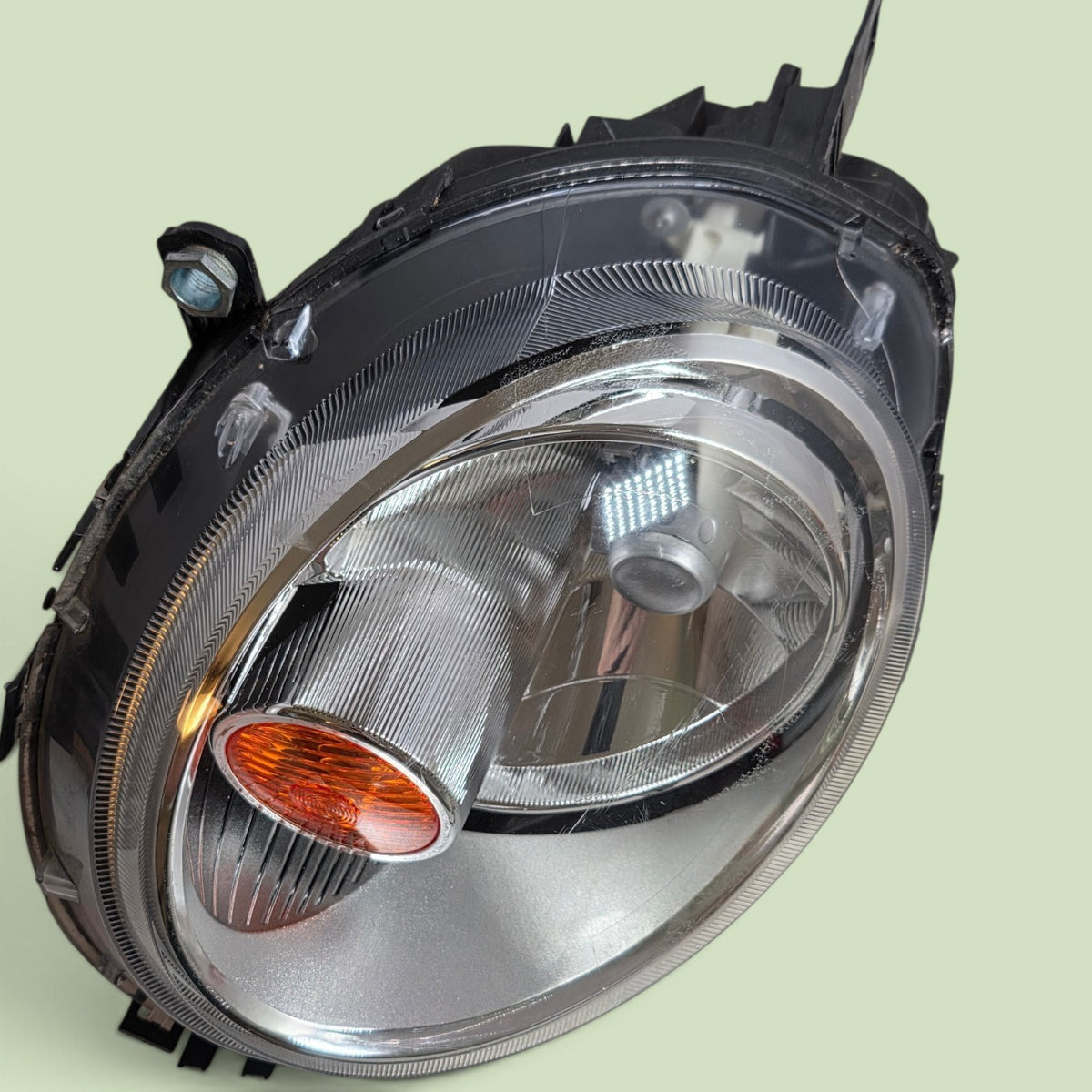 2007 to 2013 Mini Cooper Right Passenger Side Headlight Xenon HID  AF3107 DW3