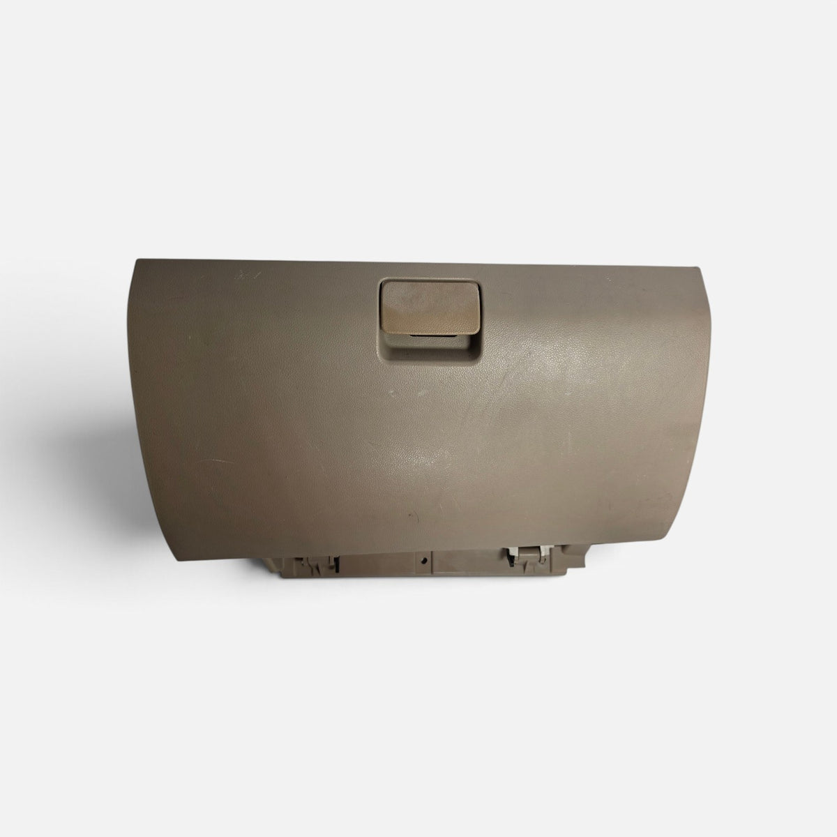 08-10 VUE GLOVE BOX COMPARTMENT 1