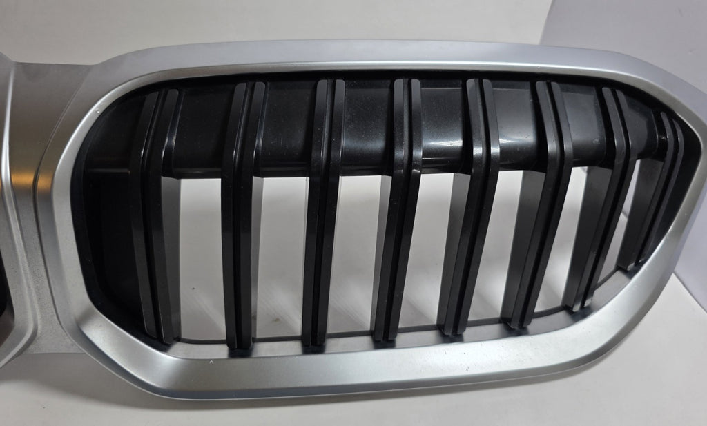 19 20 21 22 BMW 330i M340i Front Kidney Bumper Grille G20 5113-192976-10 OEM5