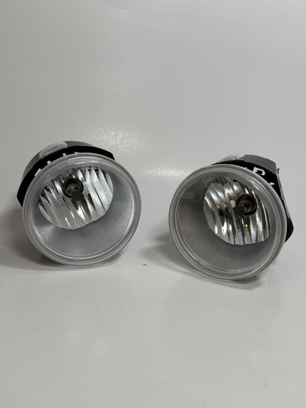 Fog Lights For 2005-2008 Chrysler 300 2008 2009 Dodge Caliber Front 4805858AB0