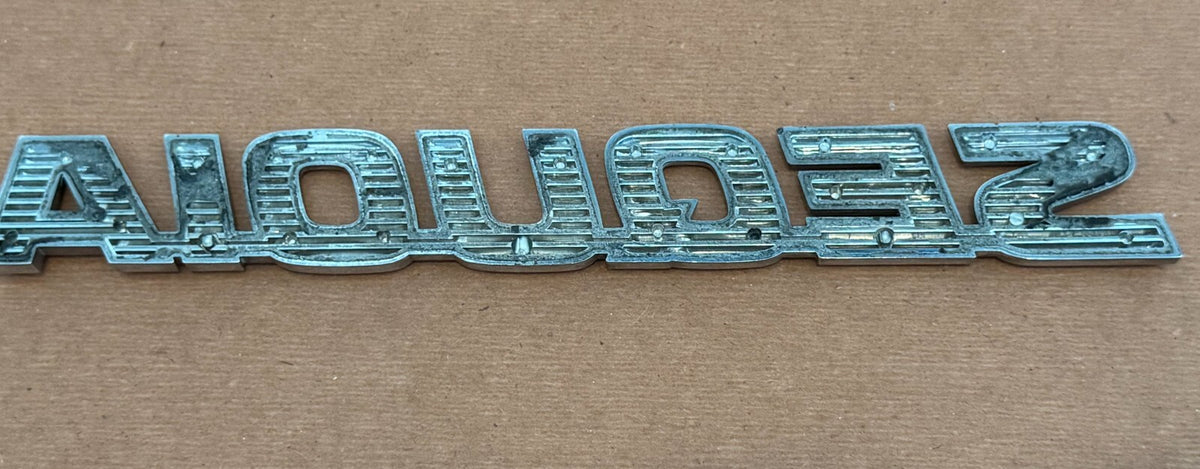 Genuine Toyota SEQUOIA rear emblem 75471-0C020, used, fits 2001-2007, Very Nice3