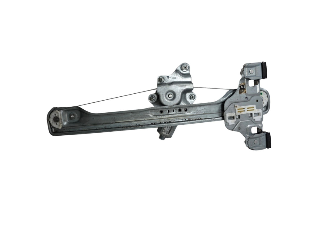 2015-2020 Chevrolet Trax Rear Left Side Door Window Regulator W/ Motor OEM4