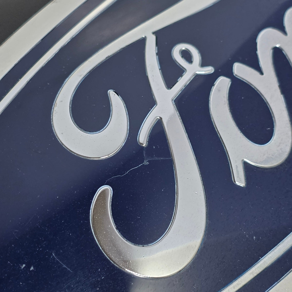 Ford F250 F350 F450 Super Duty Grille Emblem 12" Blue Oval OEM LC3B-8B262-AA3