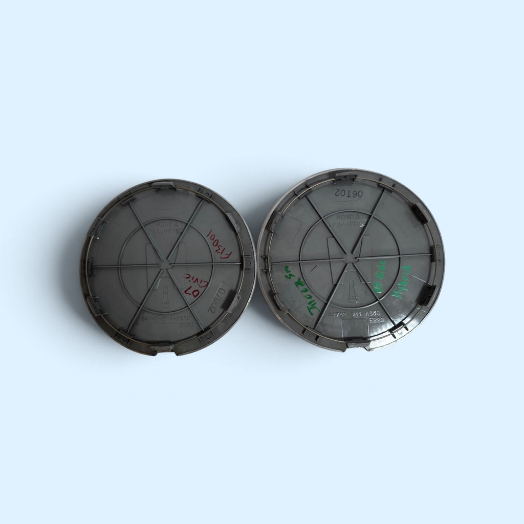06-15 Honda Civic Hybrid EX Wheel Center Caps Pair Machined Silver 44732-SNC-A017