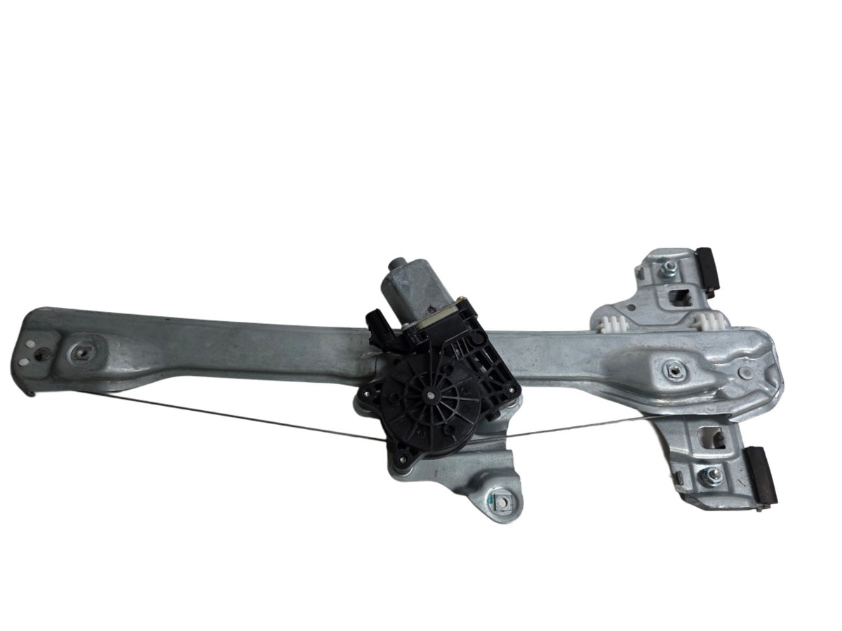 2015-2020 Chevrolet Trax Rear Left Side Door Window Regulator W/ Motor OEM3