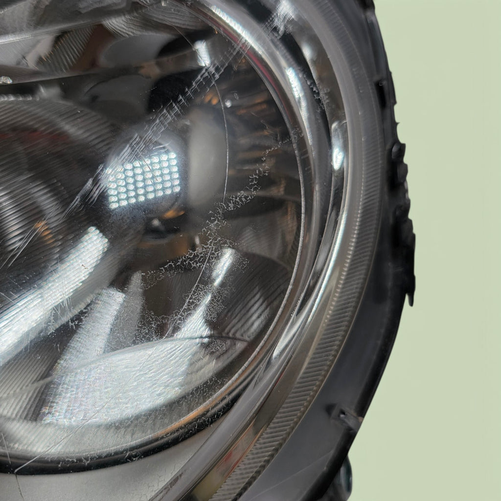 2007 to 2013 Mini Cooper Right Passenger Side Headlight Xenon HID  AF3107 DW2