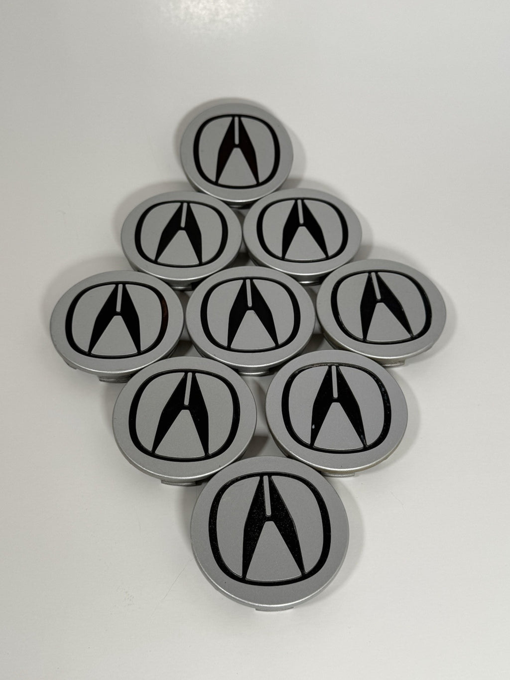 ACURA SILVER WHEEL CENTER CAP 44732-S6M-A01 QTY:1 Each0