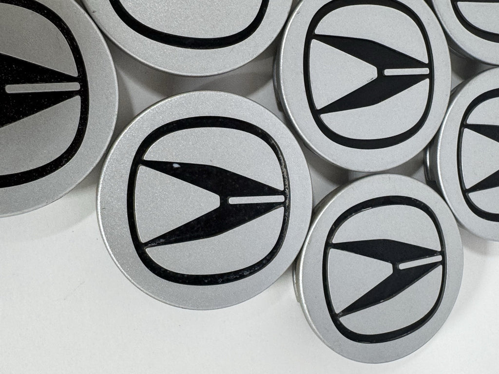 ACURA SILVER WHEEL CENTER CAP 44732-S6M-A01 QTY:1 Each6