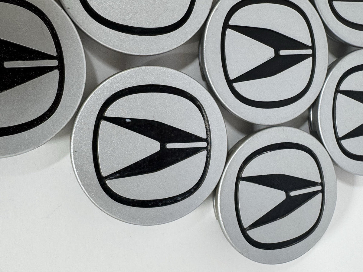 ACURA SILVER WHEEL CENTER CAP 44732-S6M-A01 QTY:1 Each6